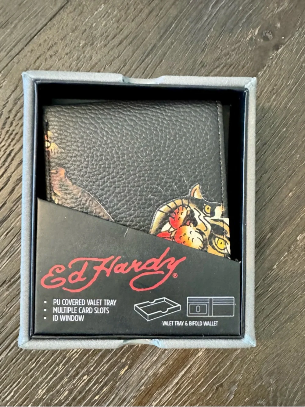 Ed Hardy Men’s Bifold Wallet & Valet Tray Set NEW IN BOX Black Panther.